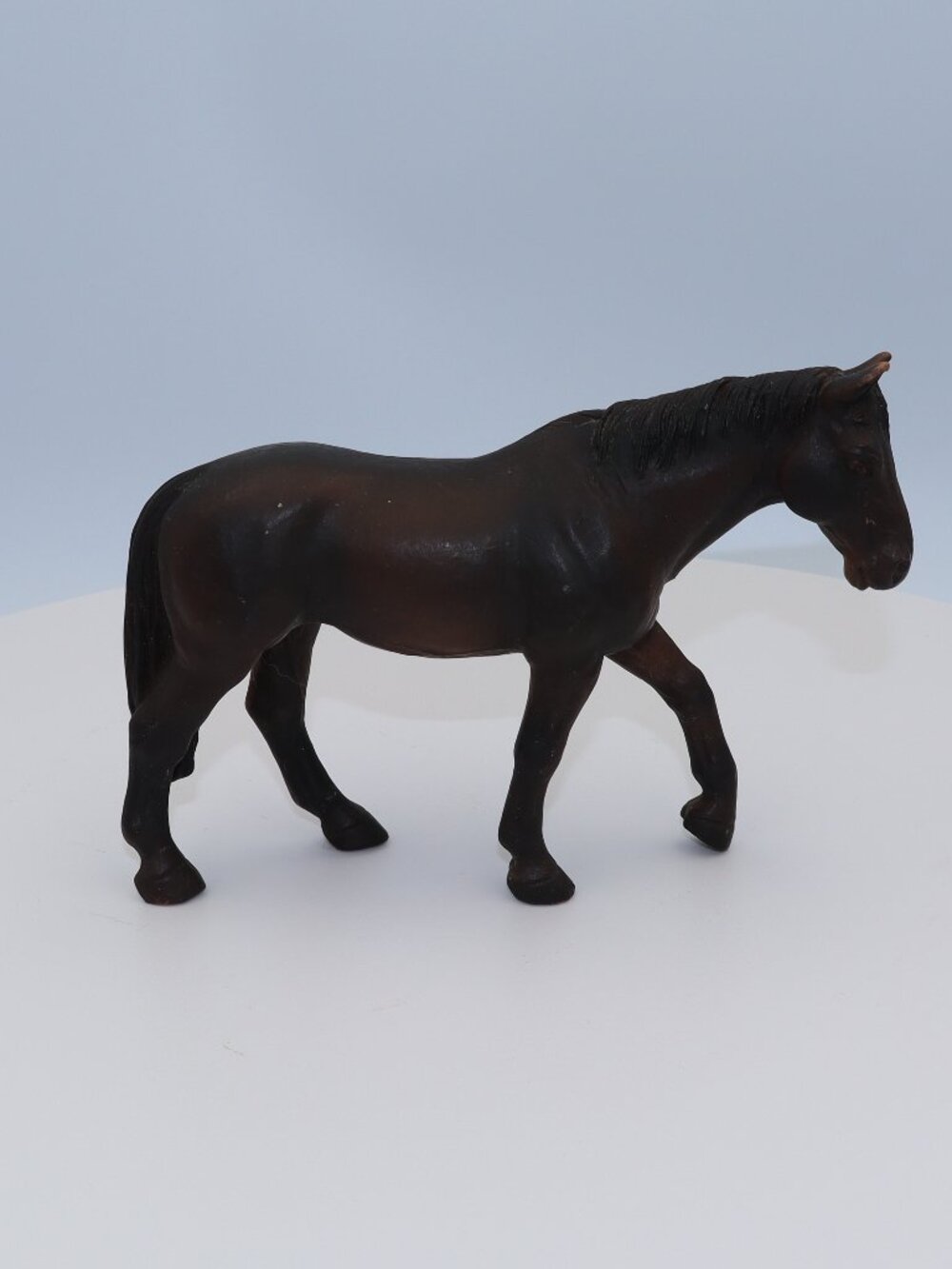 2001 Vintage Schleich Brown Horse figuring